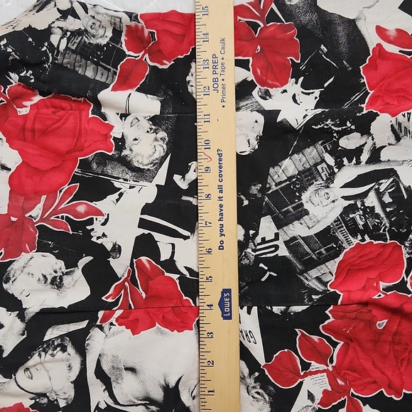 Vintage Marilyn Monroe Black W/ Red Floral Print Sleeveless V-Neck Wiggle Dress - Picture 7 of 9